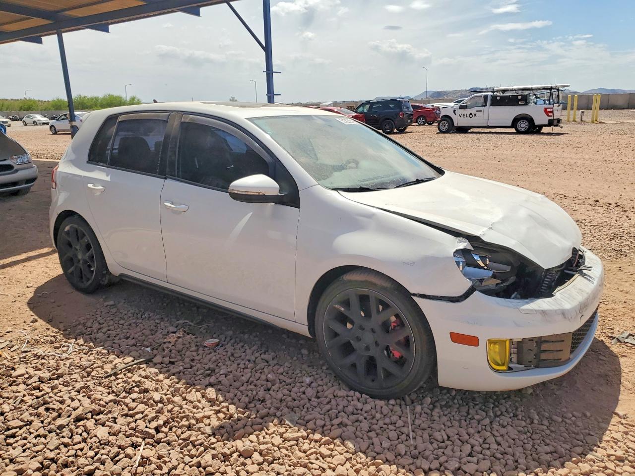2013 VOLKSWAGEN GTI