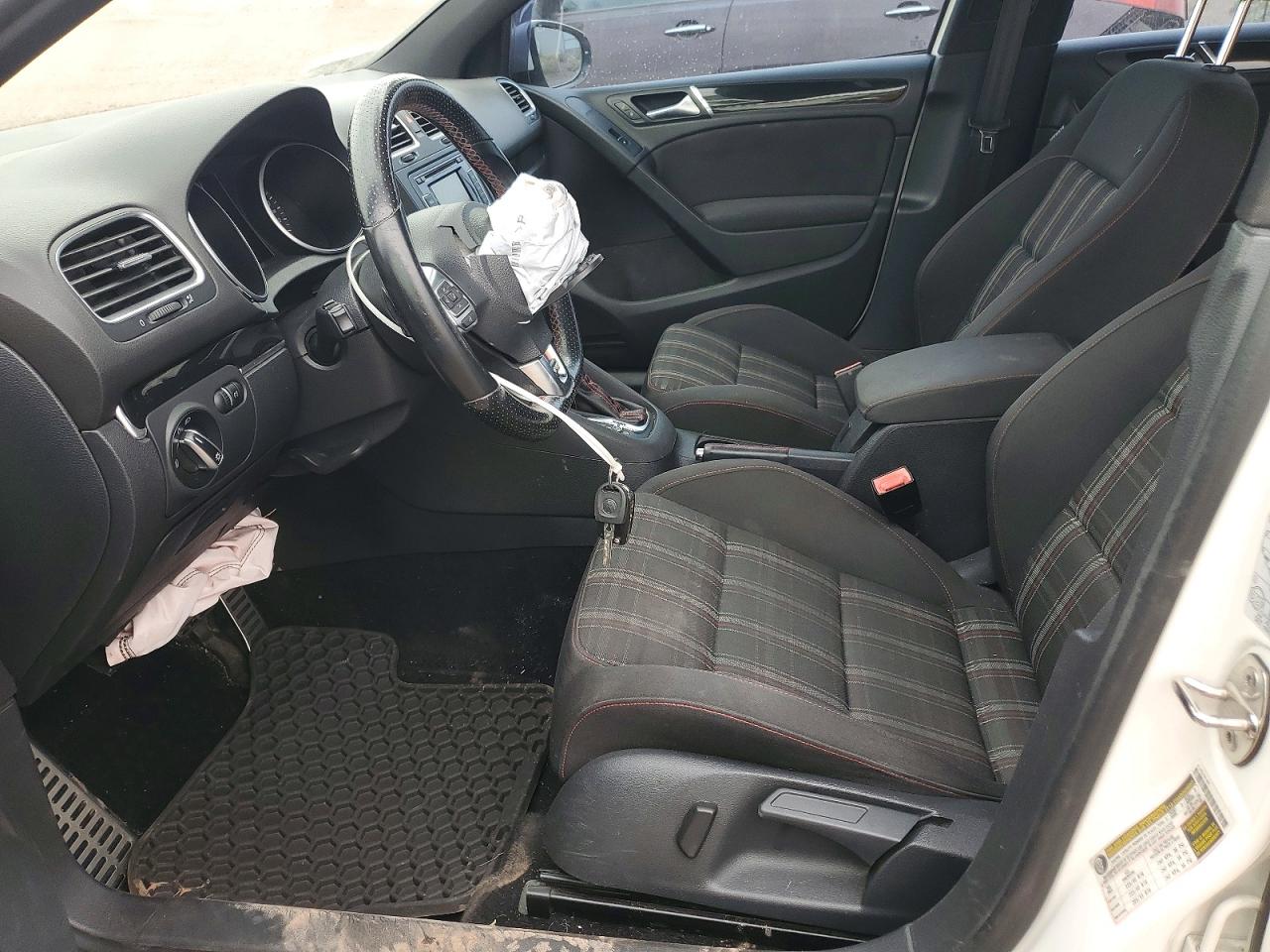 2013 VOLKSWAGEN GTI