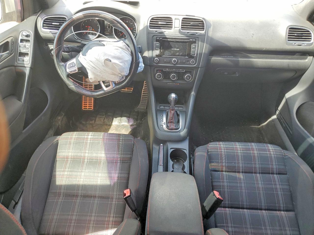 2013 VOLKSWAGEN GTI
