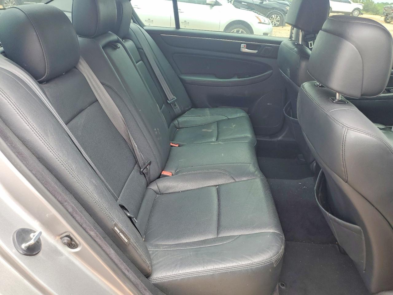 2012 HYUNDAI GENESIS