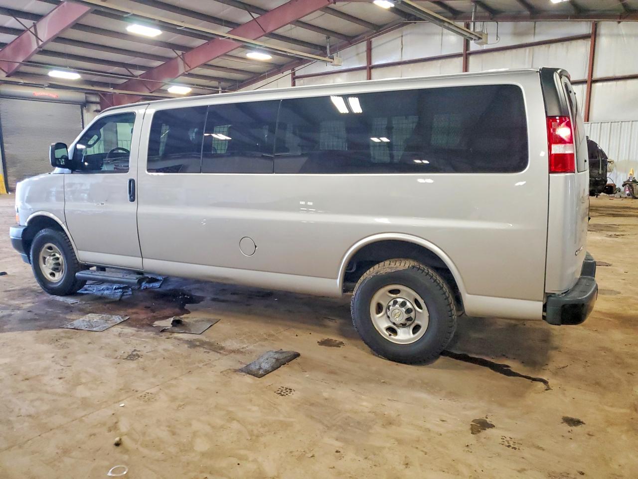 2021 CHEVROLET EXPRESS