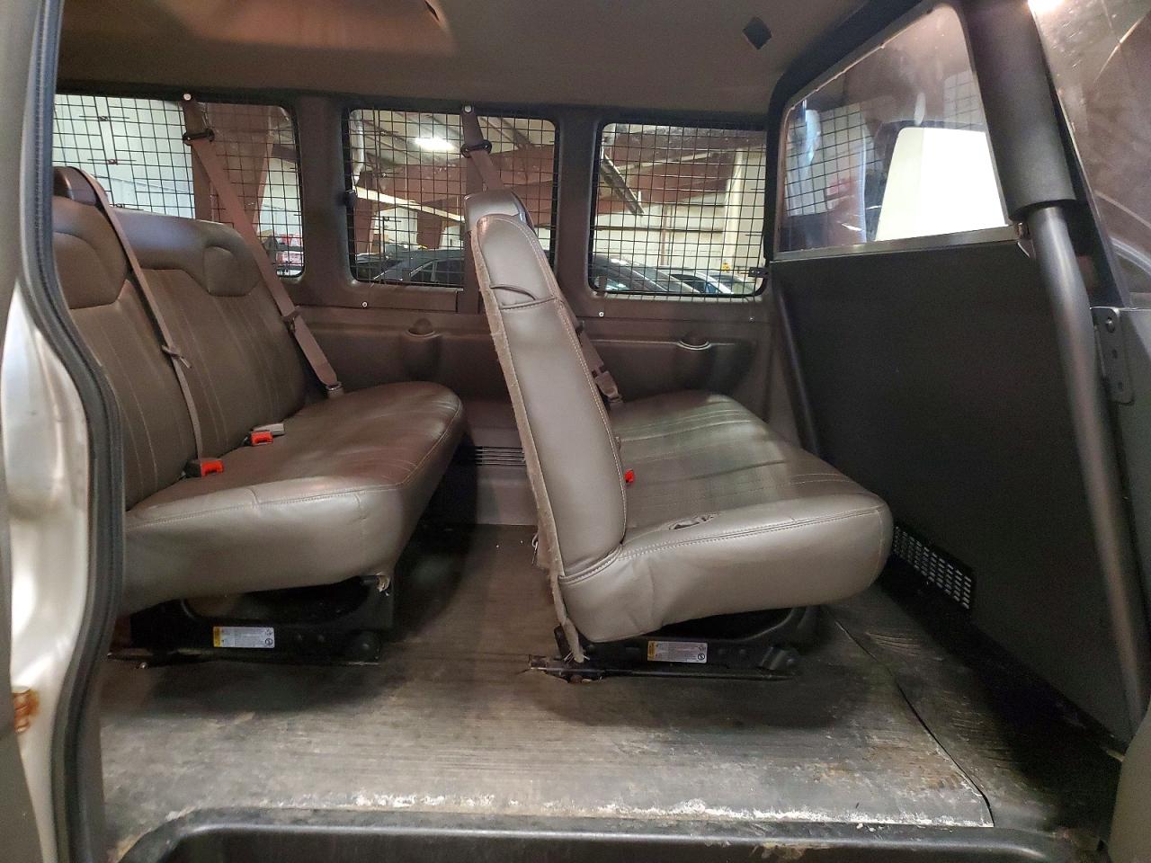 2021 CHEVROLET EXPRESS
