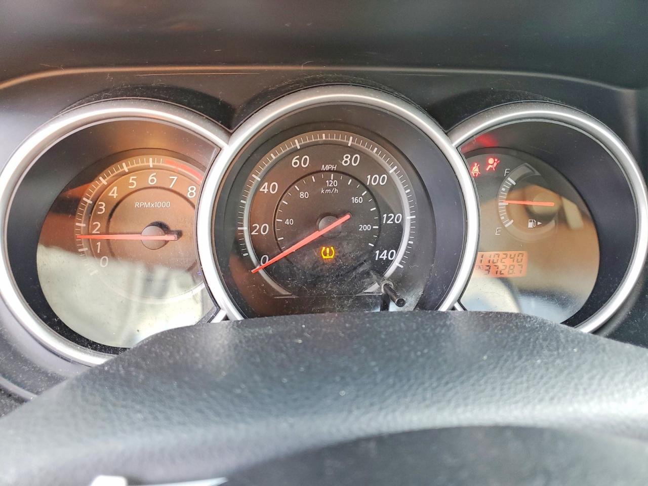 2011 NISS VERSA