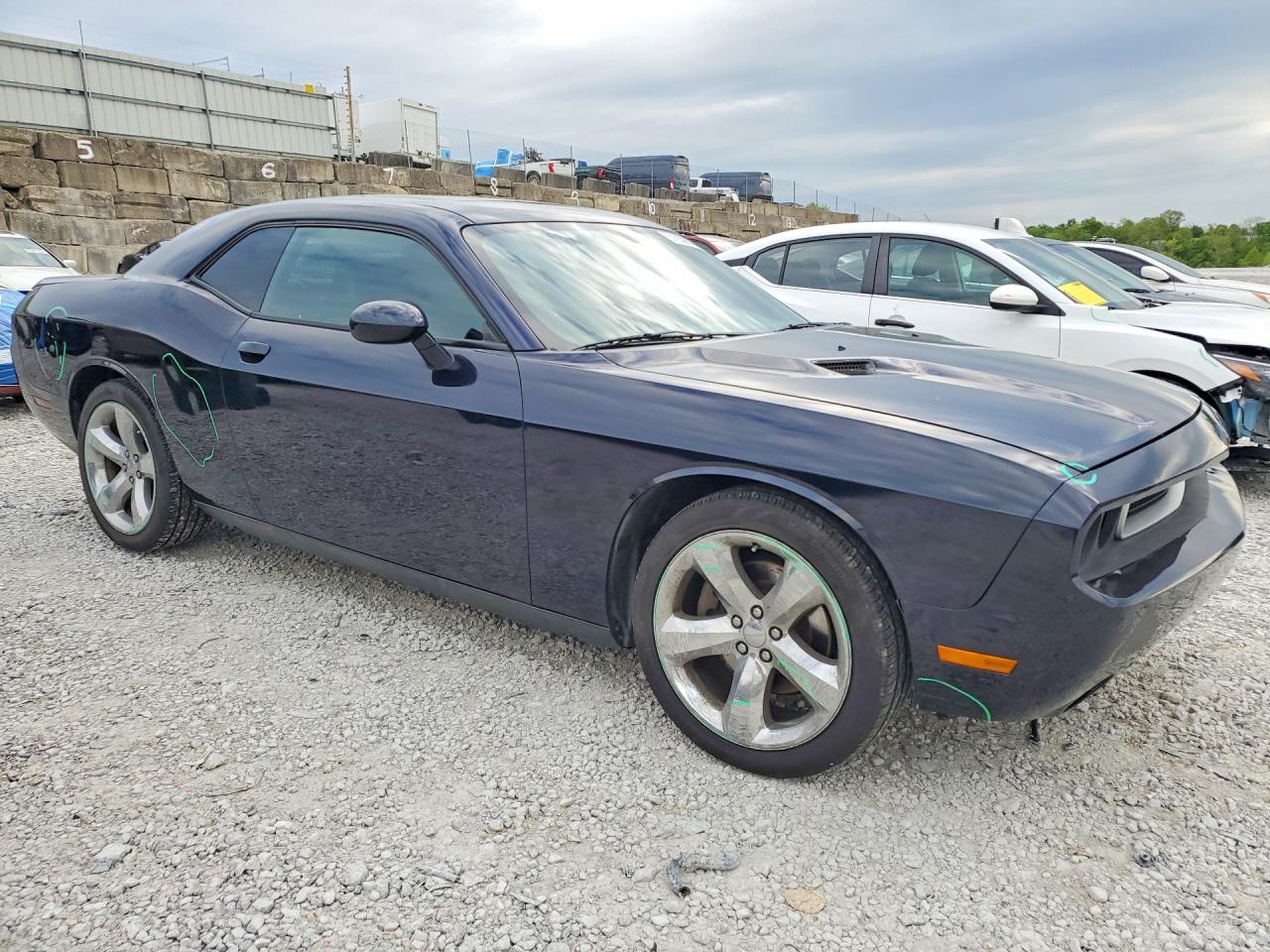 2012 DODGE CHALLENGER