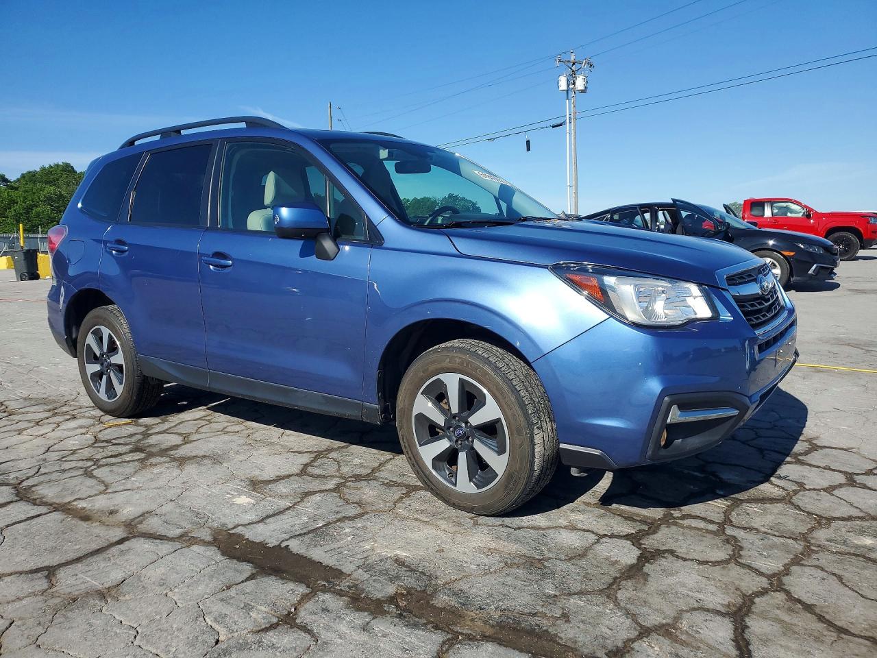 2018 SUBARU FORESTER