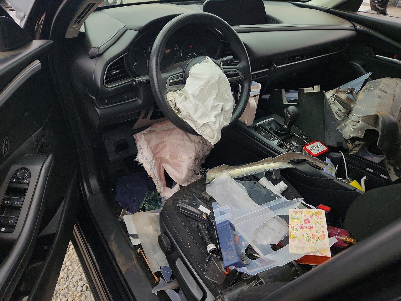 2022 MAZDA CX30