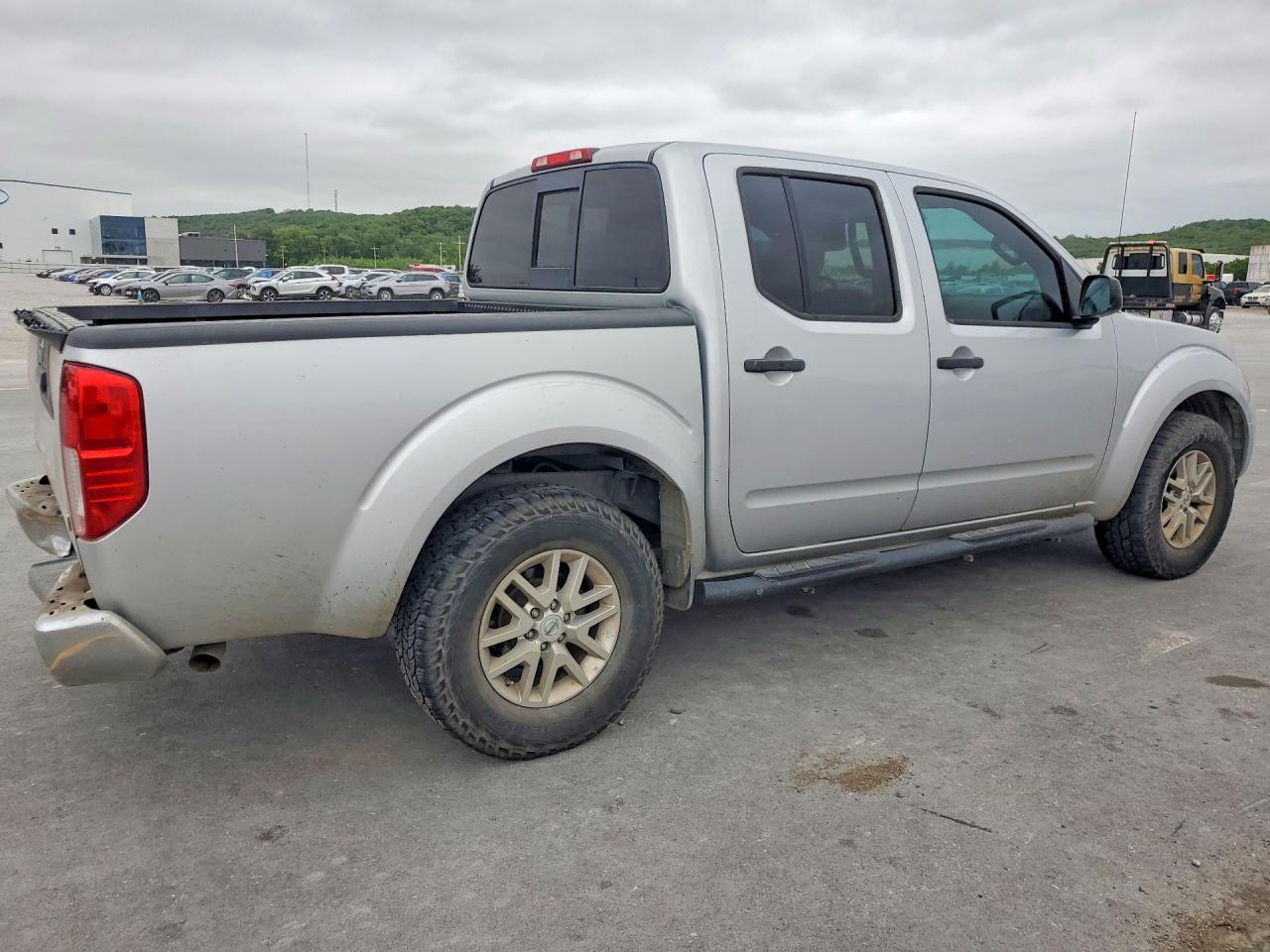 2019 NISSAN FRONTIER