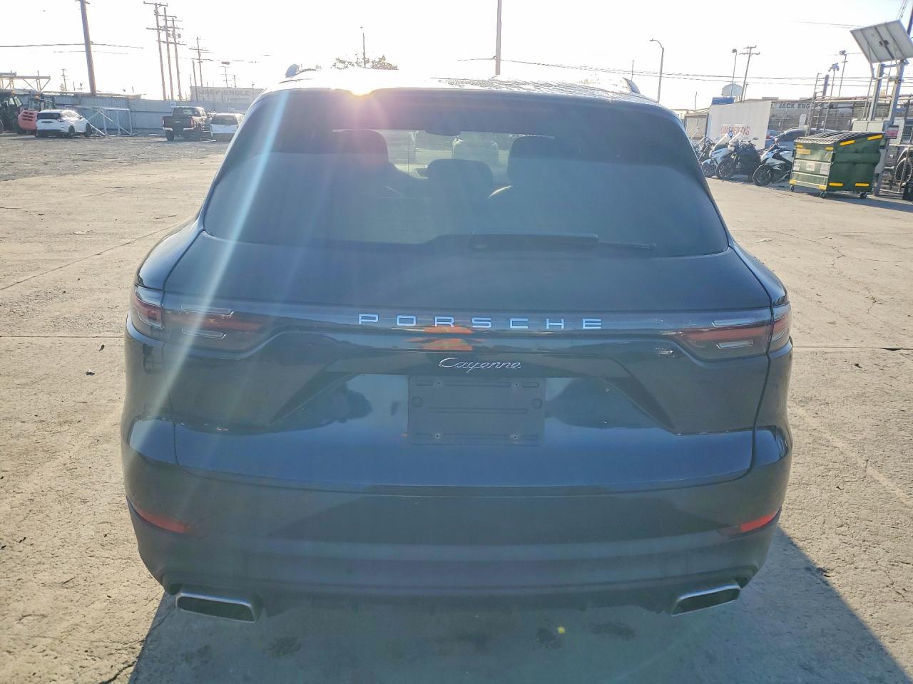 2020 PORSCHE CAYENNE