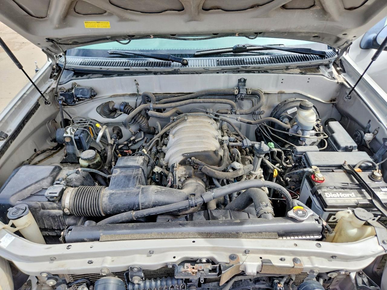 2004 TOYOTA SEQUOIA