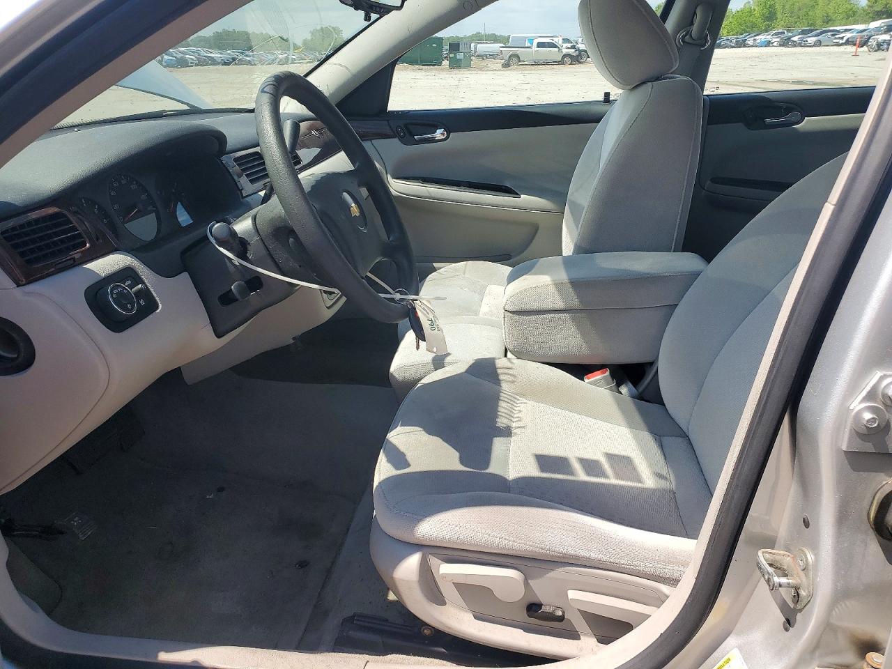 2011 CHEVROLET IMPALA