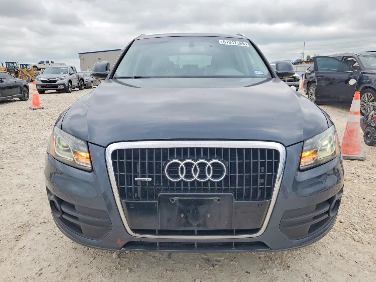 2010 AUDI Q5