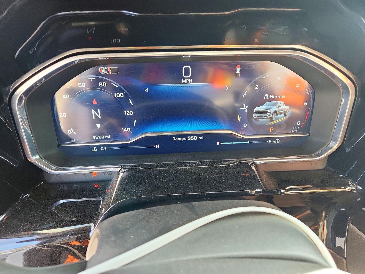 2025 CHEVROLET SILVERADO