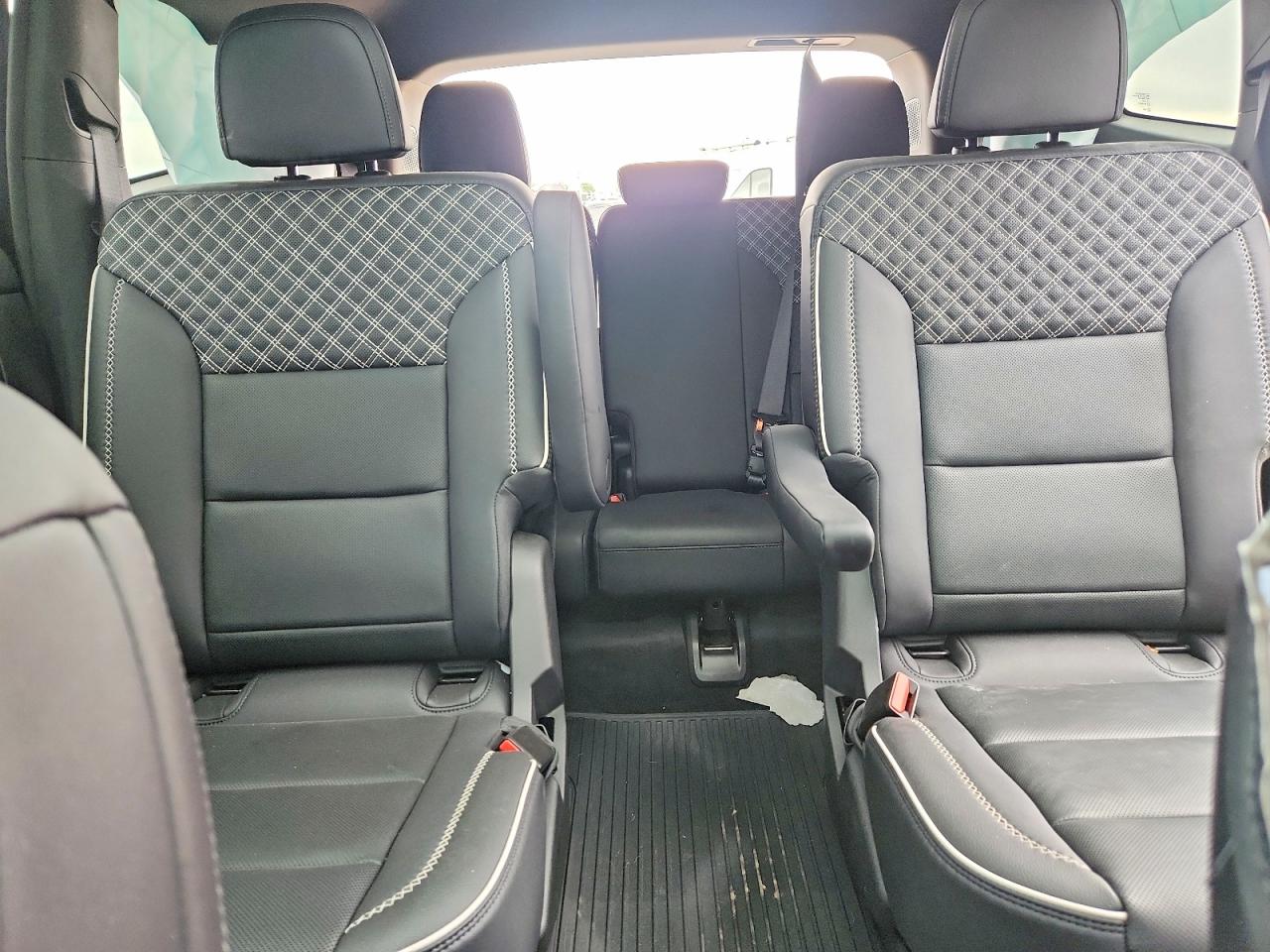 2025 GMC ACADIA DEN