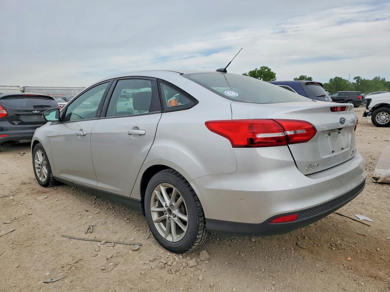 2016 FORD FOCUS