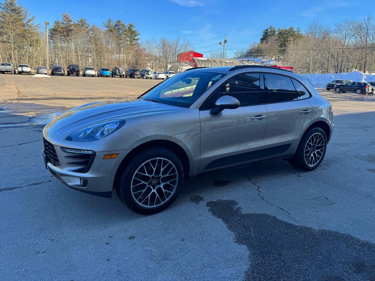 2015 PORSCHE MACAN