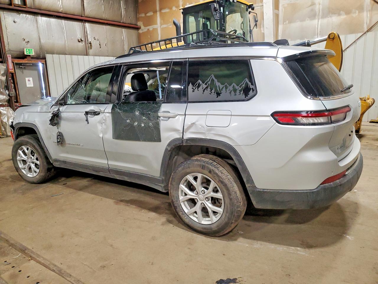 2023 JEEP CHEROKEE