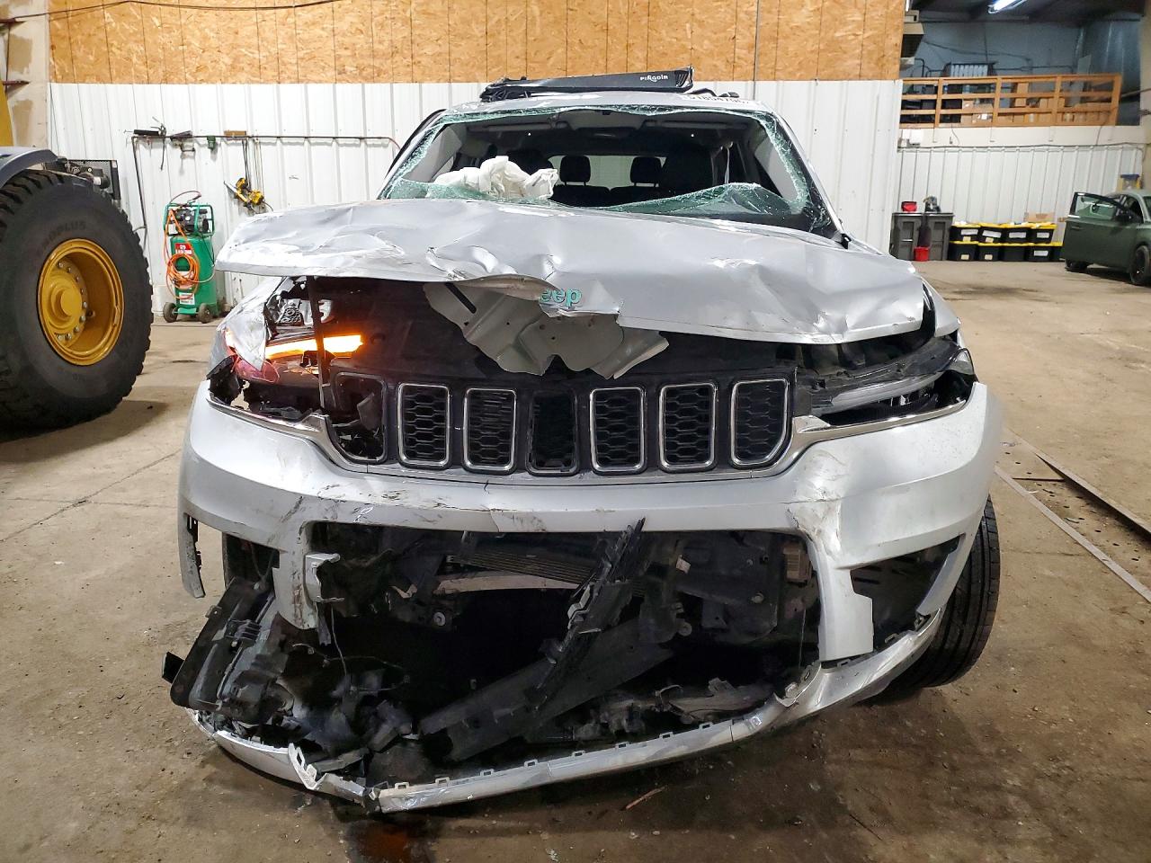 2023 JEEP CHEROKEE