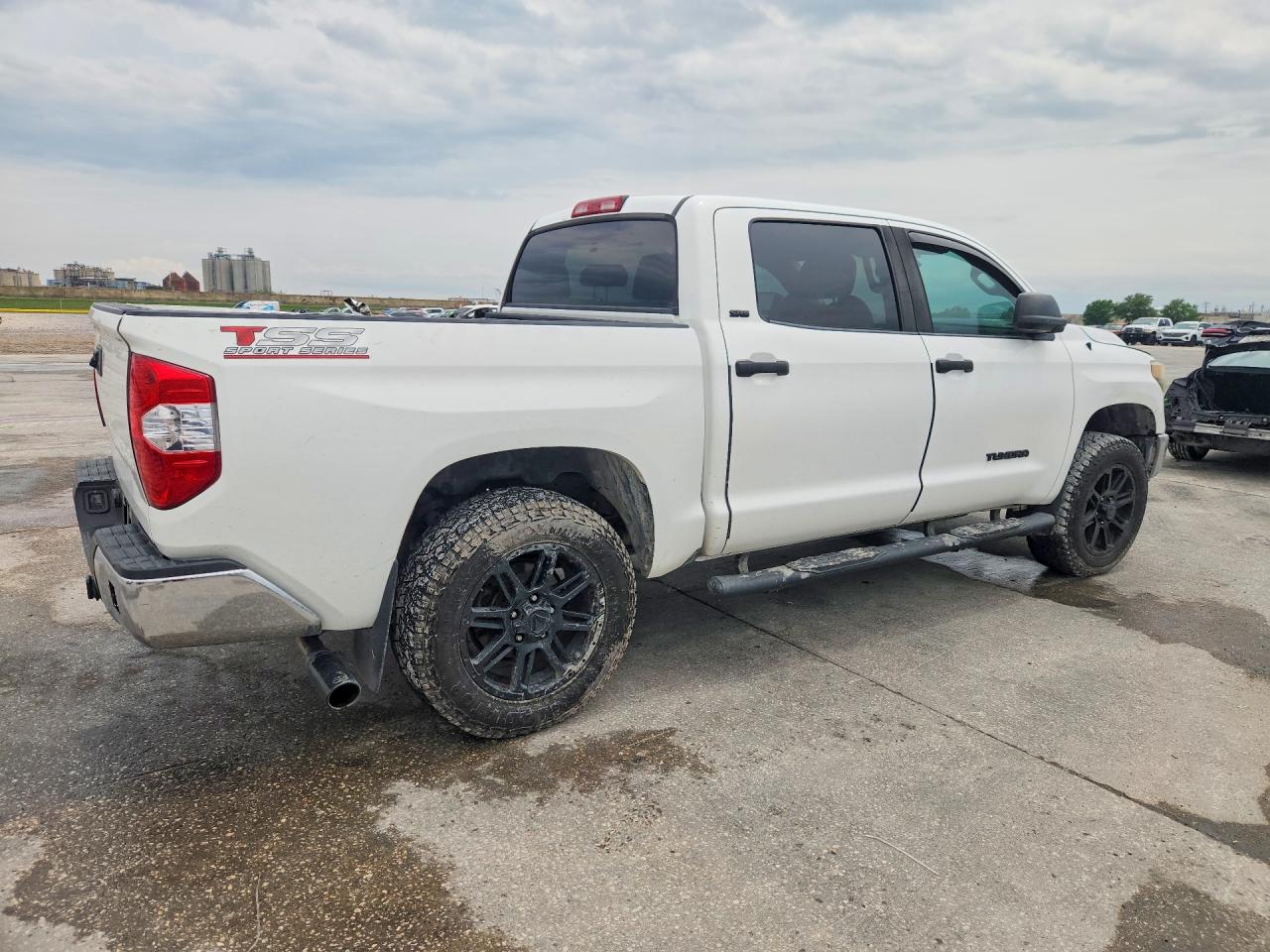 2019 TOYOTA TUNDRA