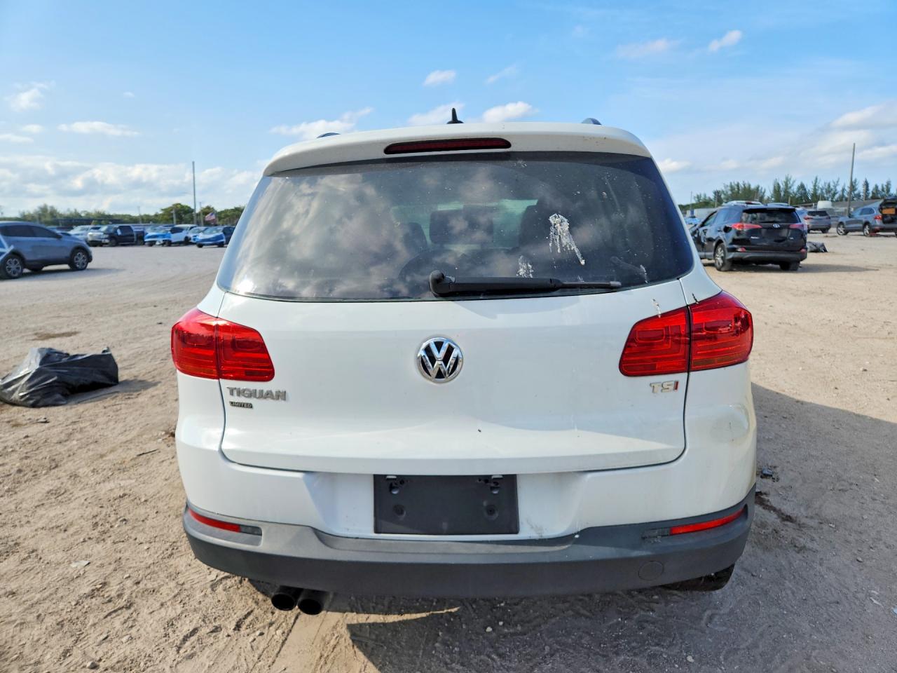 2017 VOLKSWAGEN TIGUAN