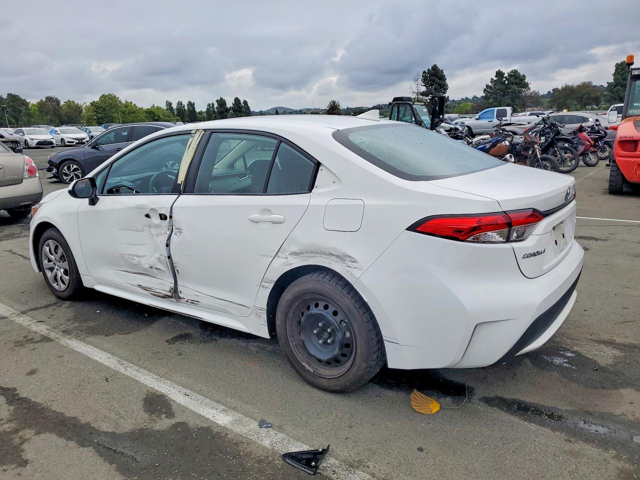 2022 TOYOTA COROLLA