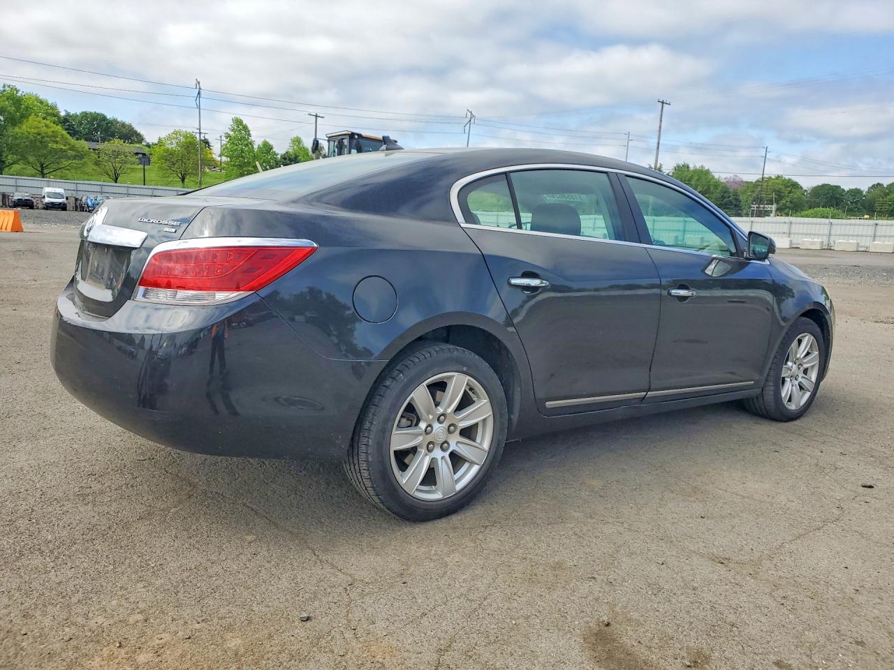 2011 BUICK LACROSSE