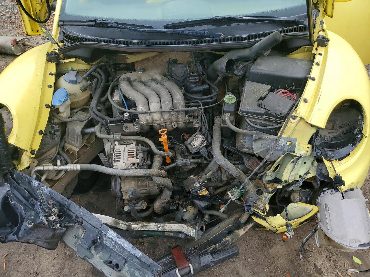 2001 VOLKSWAGEN BEETLE