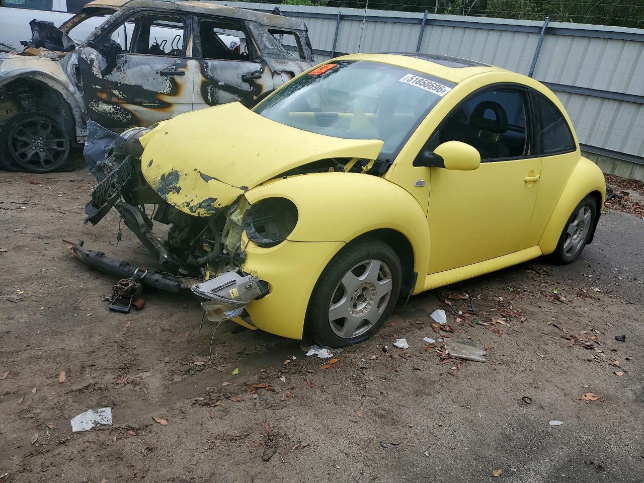 2001 VOLKSWAGEN BEETLE
