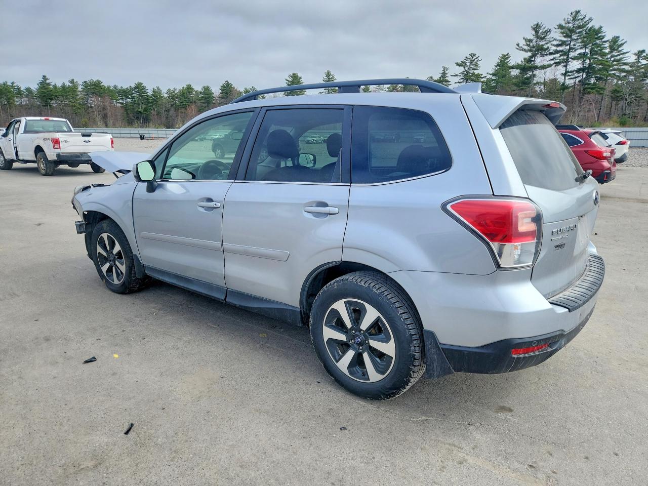 2017 SUBARU FORESTER