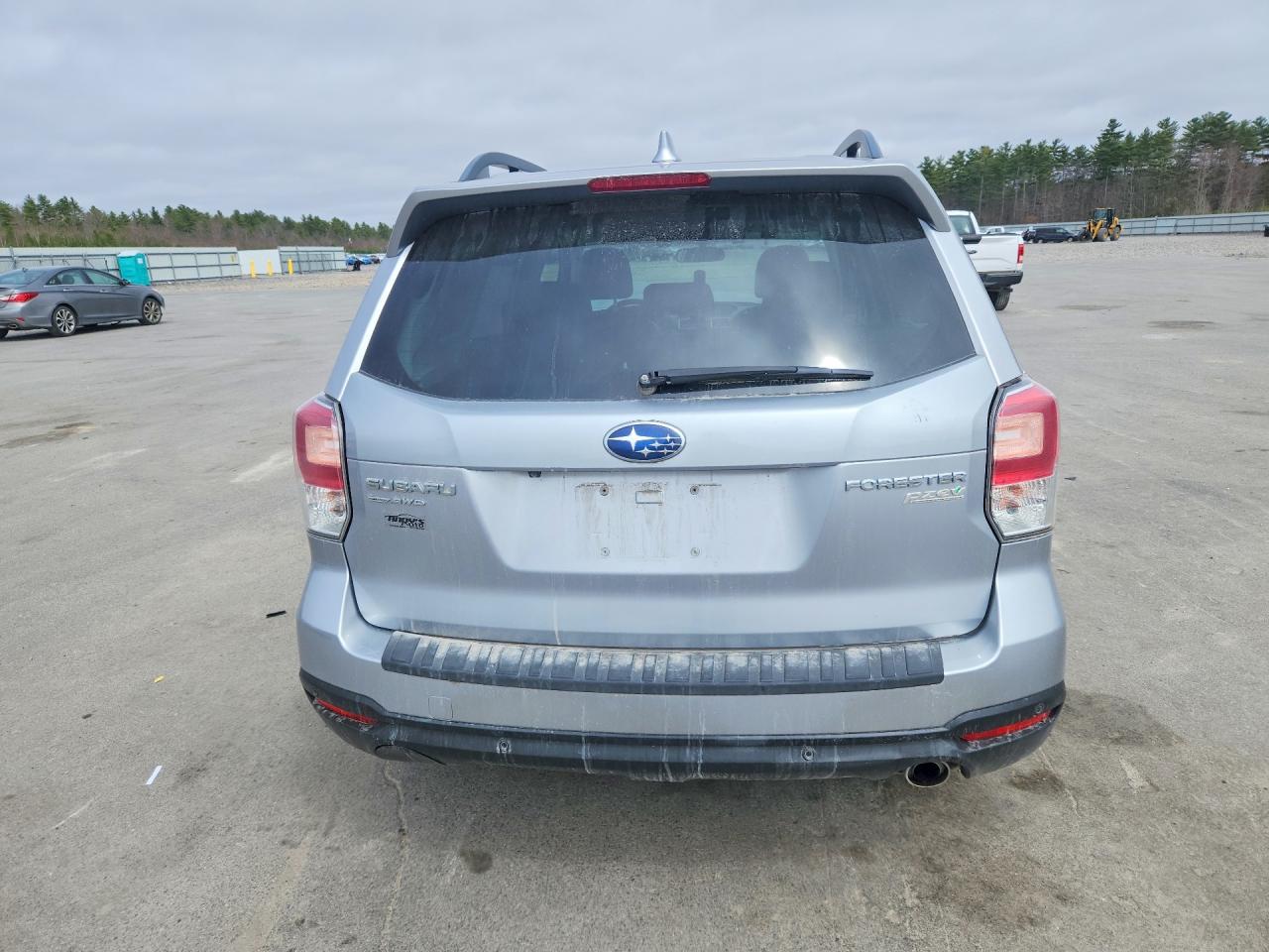 2017 SUBARU FORESTER