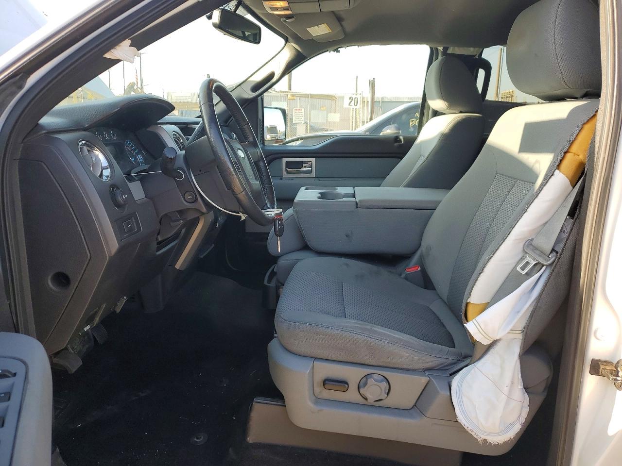 2011 FORD F150
