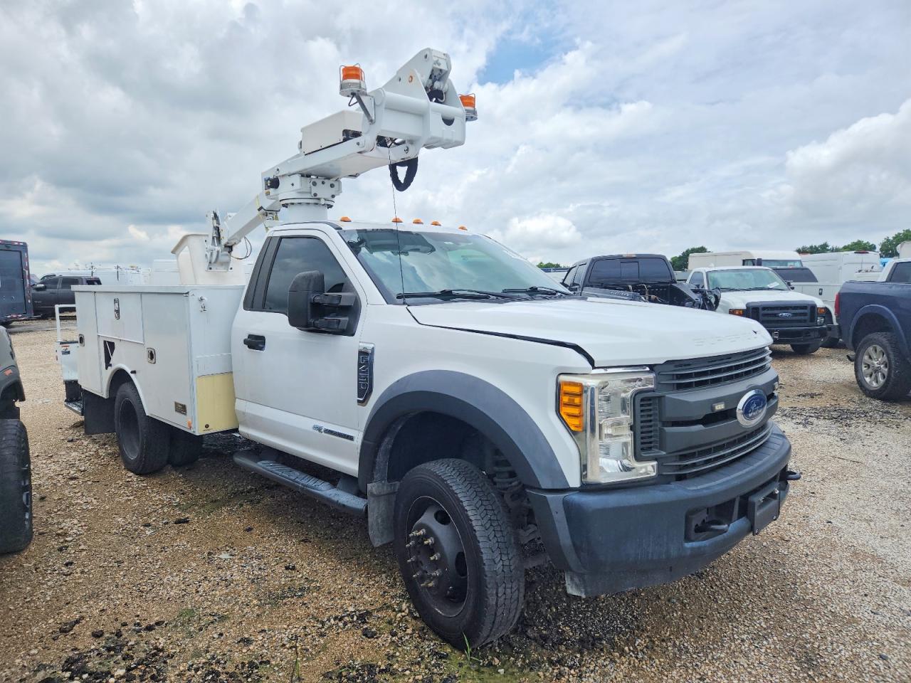 2017 FORD F450