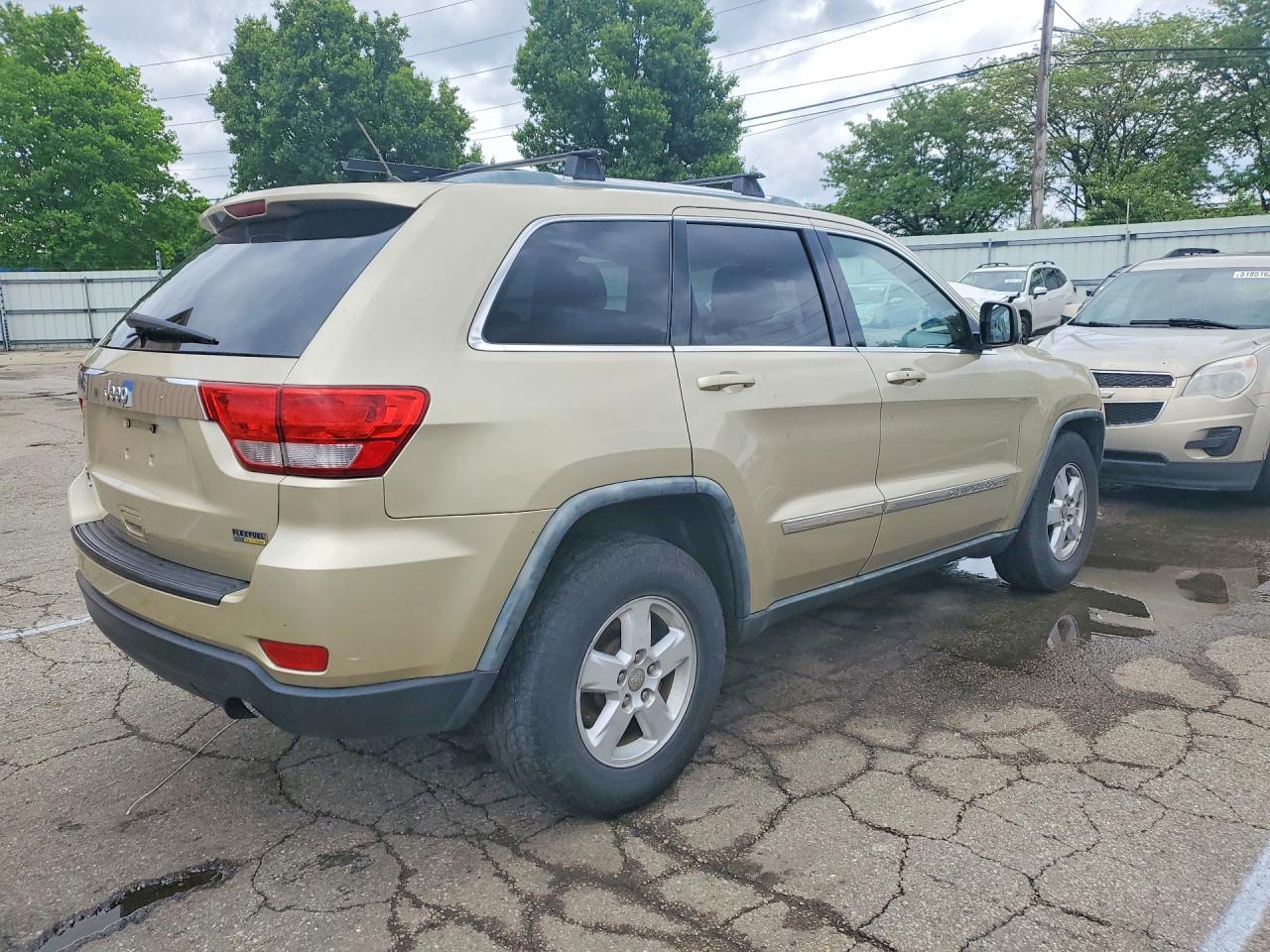 2011 JEEP CHEROKEE