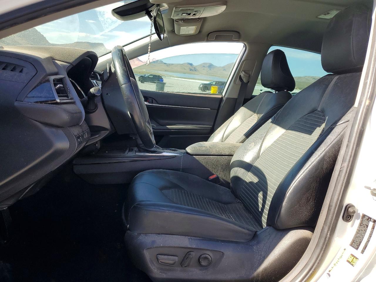 2020 TOYOTA CAMRY