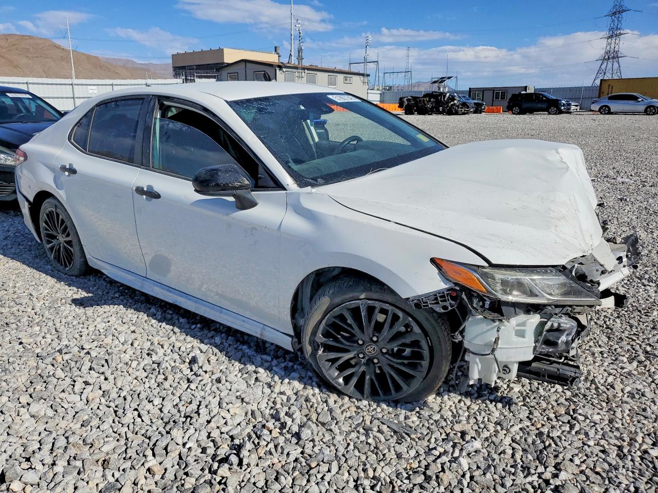 2020 TOYOTA CAMRY