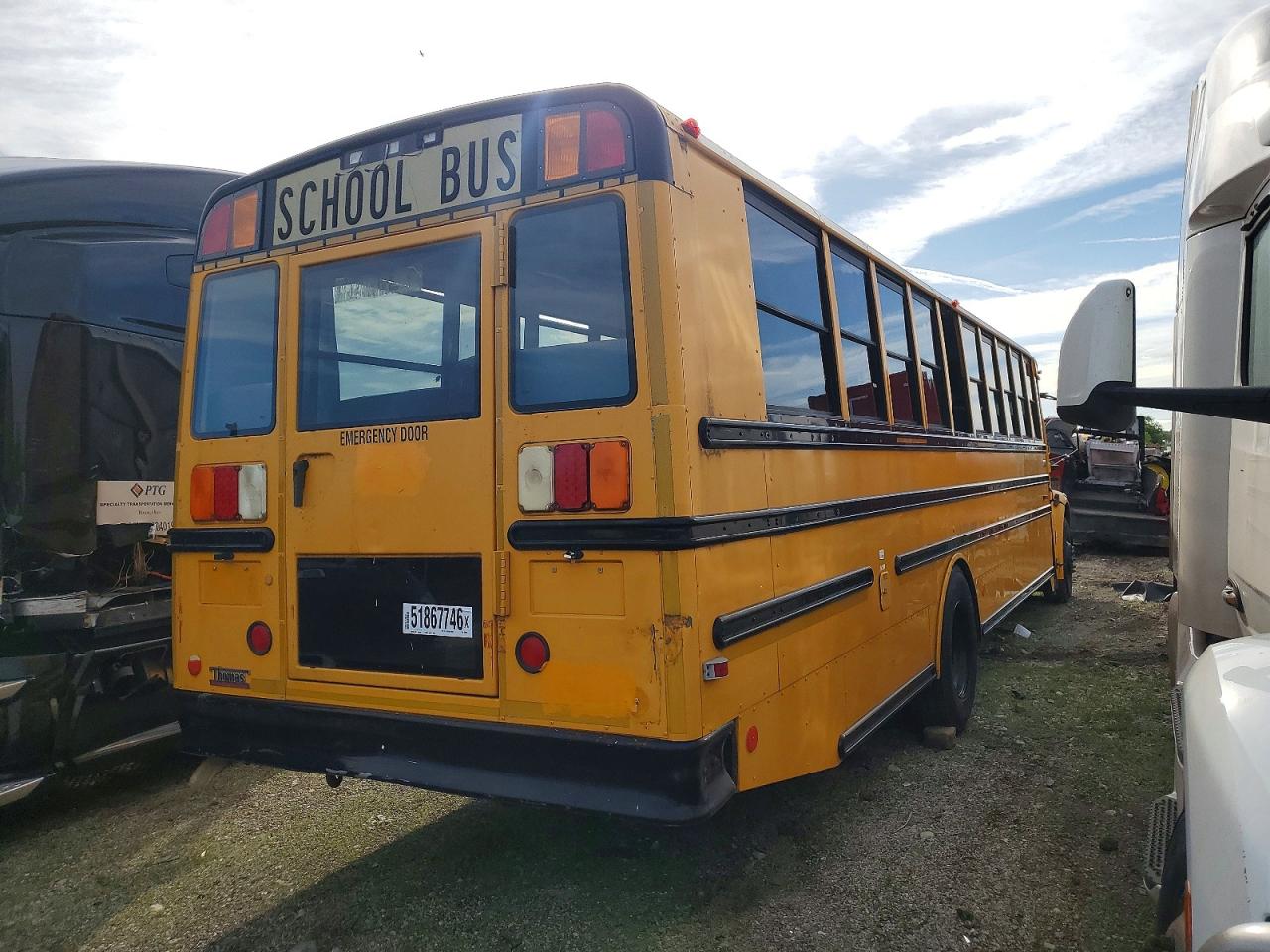 2011 THOMAS SAF-T-LINE