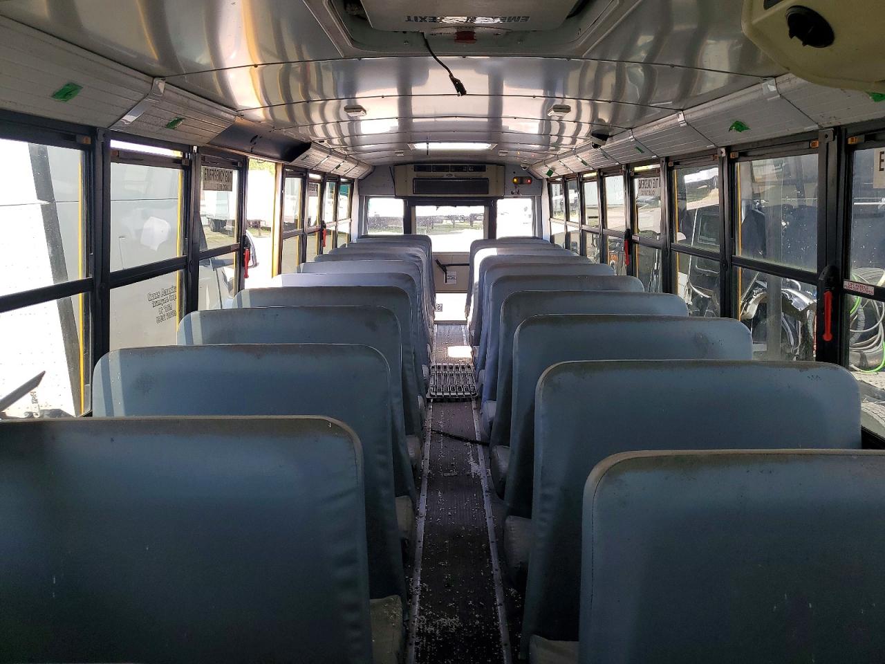 2011 THOMAS SAF-T-LINE