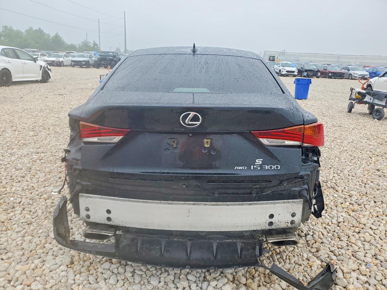 2018 LEXUS IS