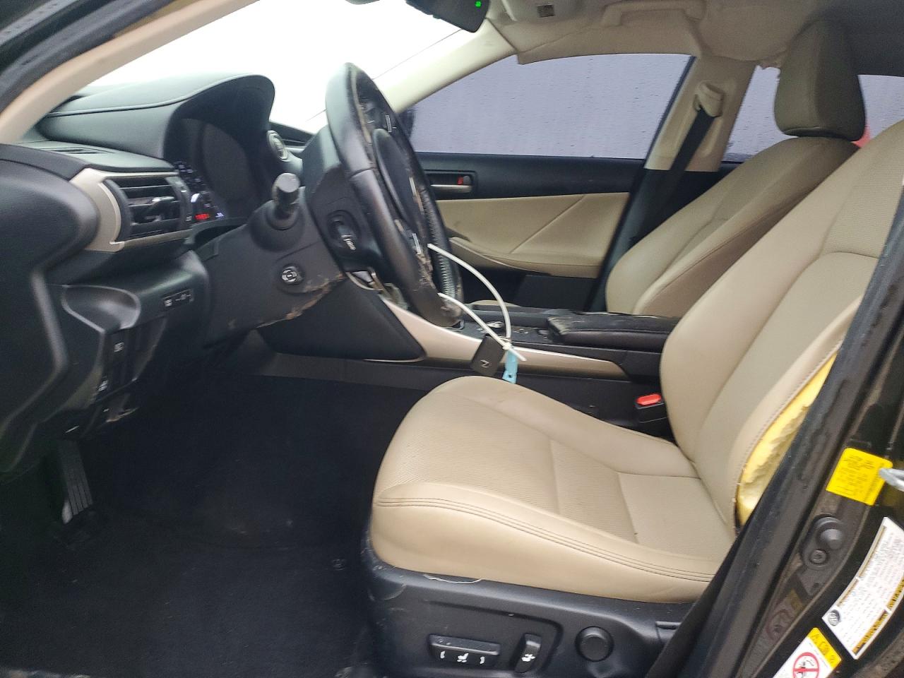 2018 LEXUS IS