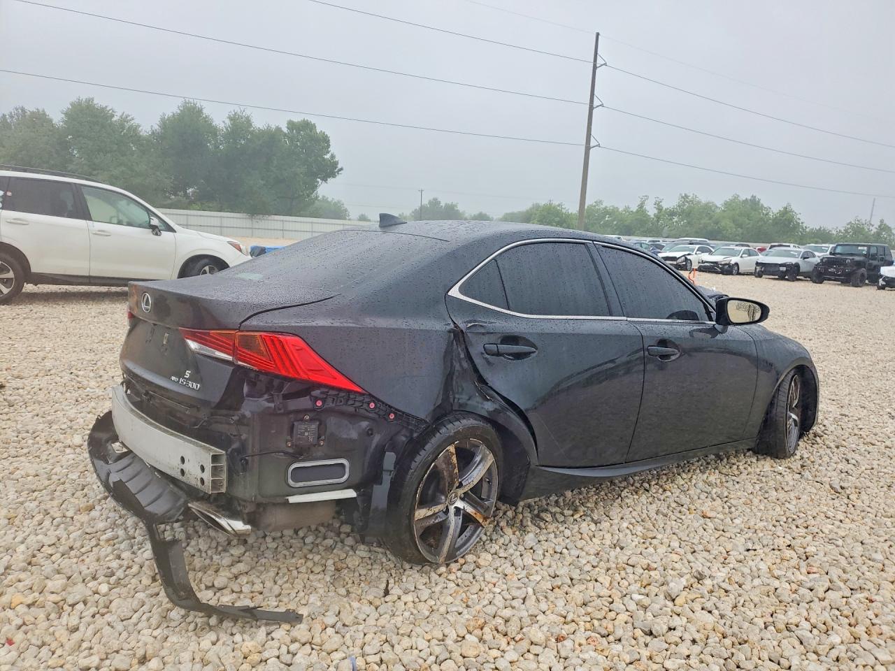 2018 LEXUS IS