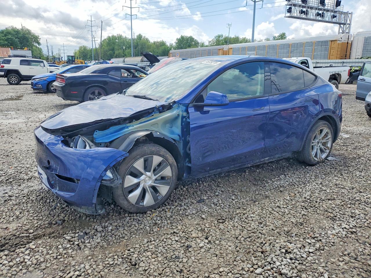 2023 TESLA MODEL Y