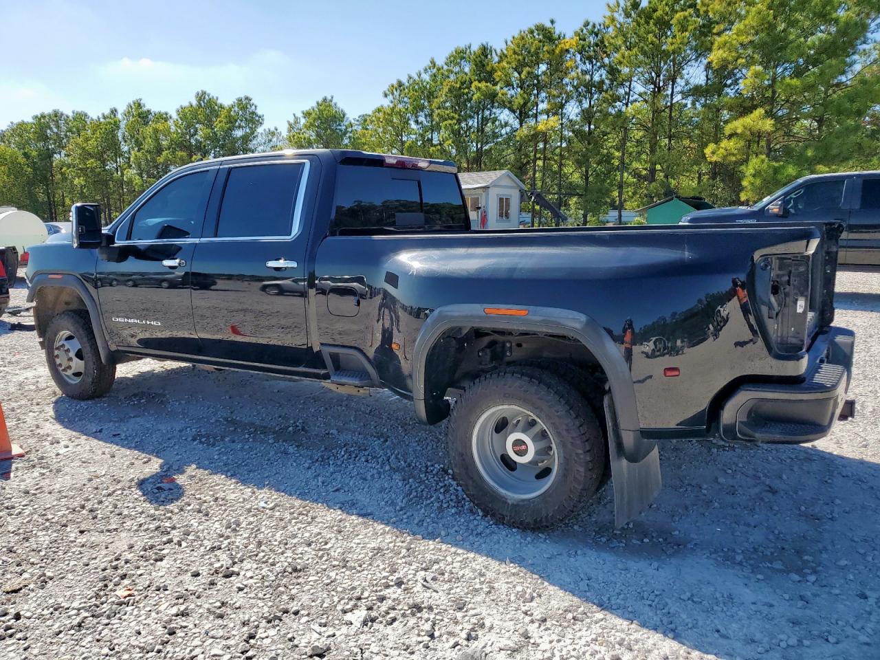 2023 GMC SIERRA