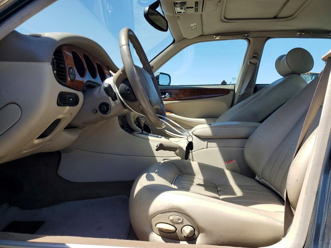 1998 JAGUAR XJ8