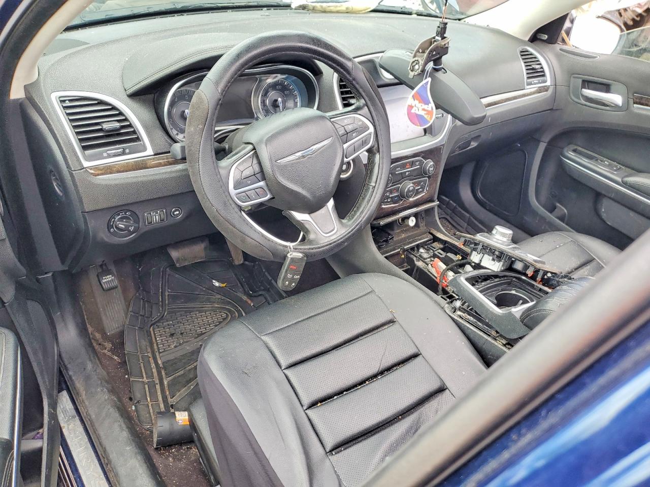 2017 CHRYSLER 300