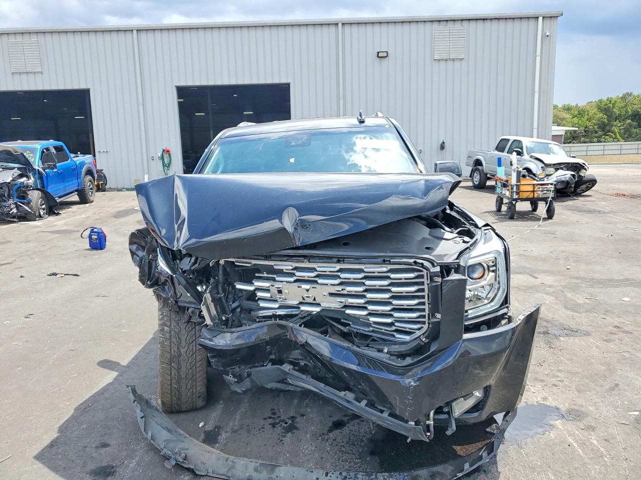 2018 GMC YUKON