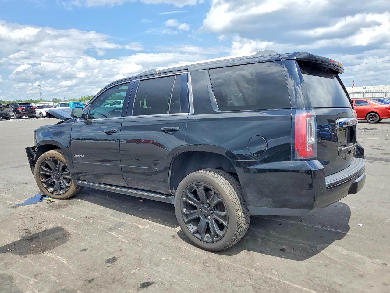 2018 GMC YUKON