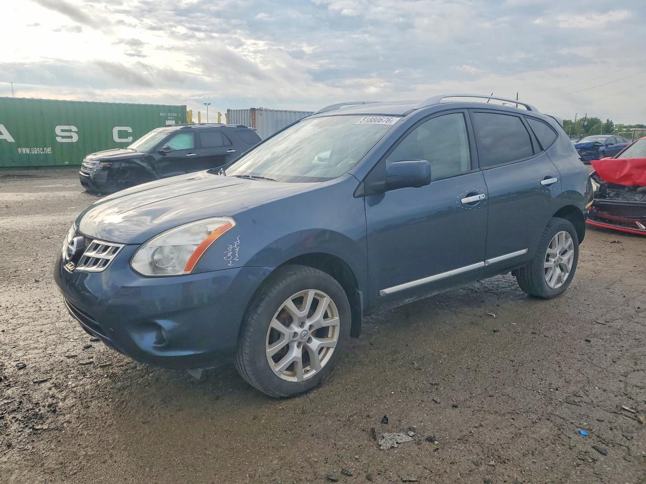 2013 NISSAN ROGUE