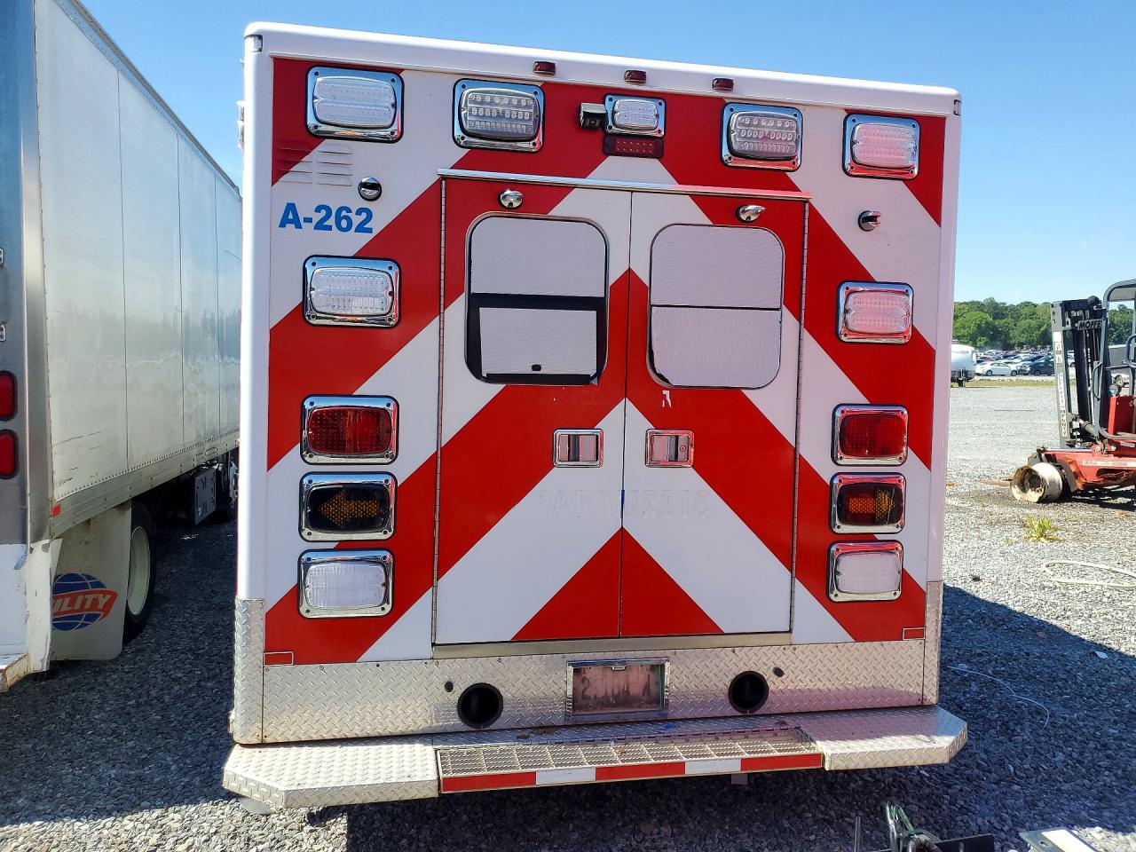 2019 CHEV EXPRESS