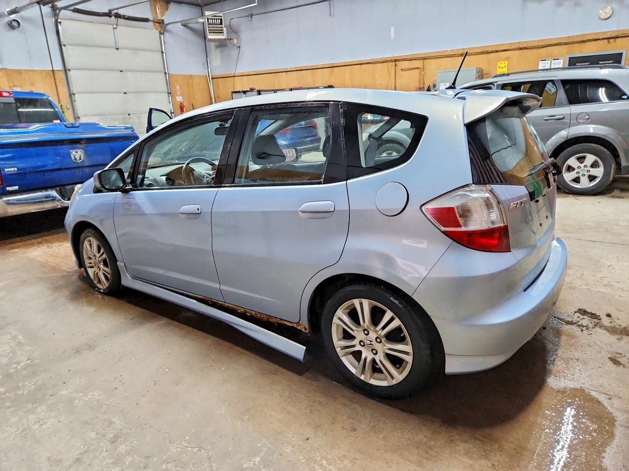 2010 HONDA FIT