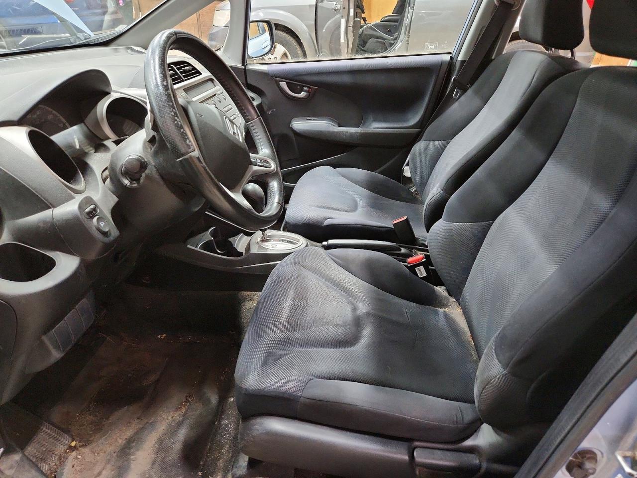 2010 HONDA FIT