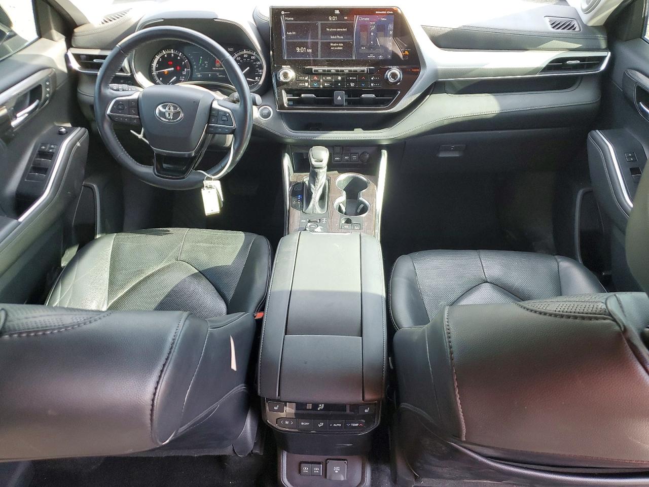 2020 TOYOTA HIGHLANDER